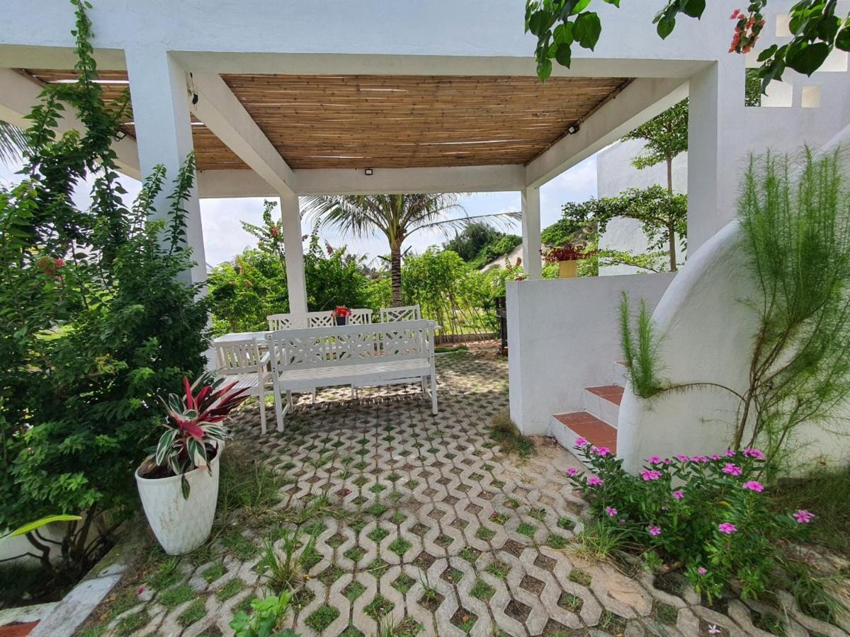 Ho Lan Retreat, Villa Mat Bien Danh Cho 8 Nguoi. Pho Tri Exterior foto